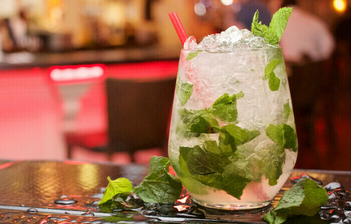 ¿Cómo hacer mojitos? ¿Cuál es el mejor Ron para hacerlos?